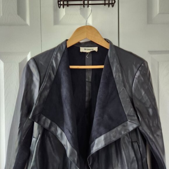 BB Dakota Black Faux Leather Long Sleeve Open Front Jacket - Picture 9 of 10